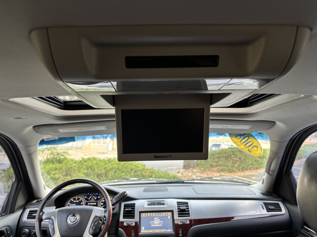 2008 Cadillac Escalade Image 19