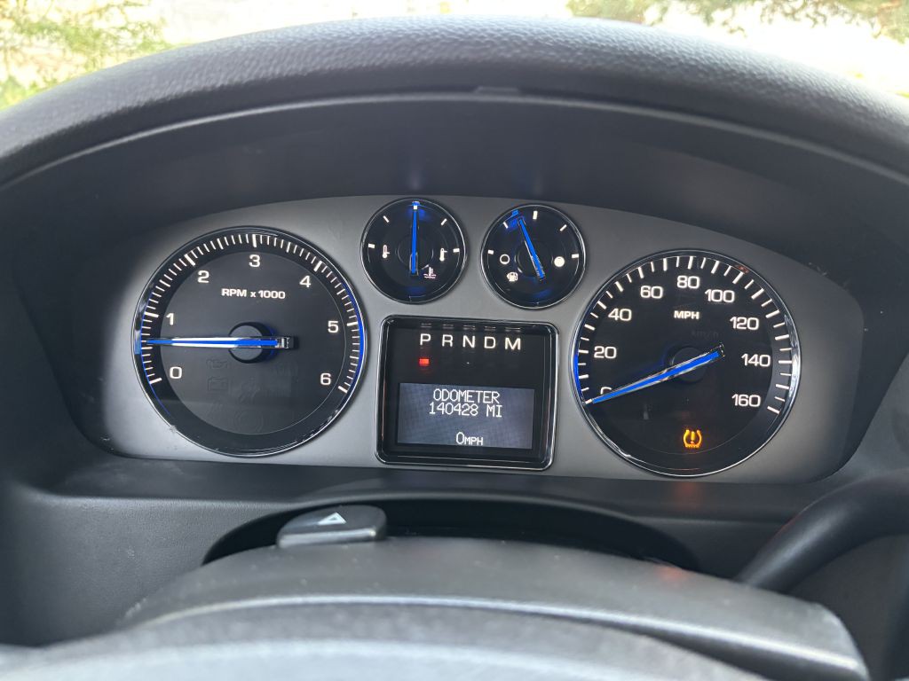 2008 Cadillac Escalade Image 25