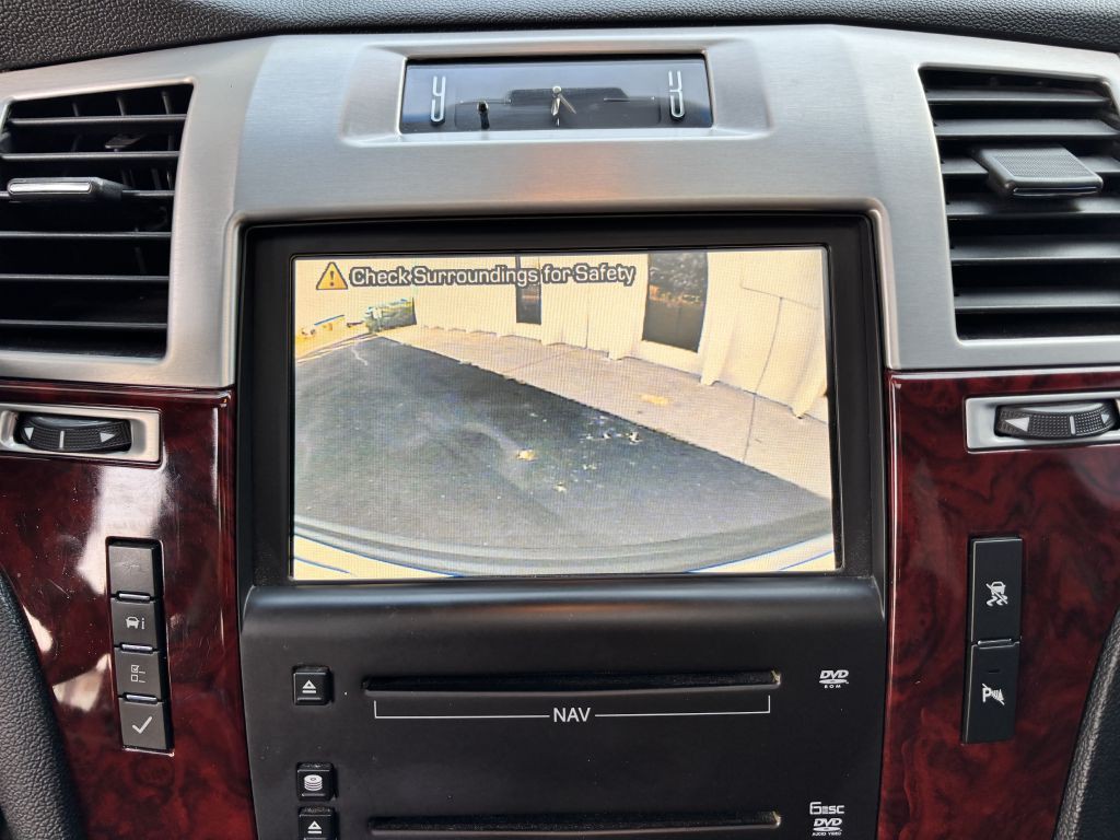2008 Cadillac Escalade Image 27