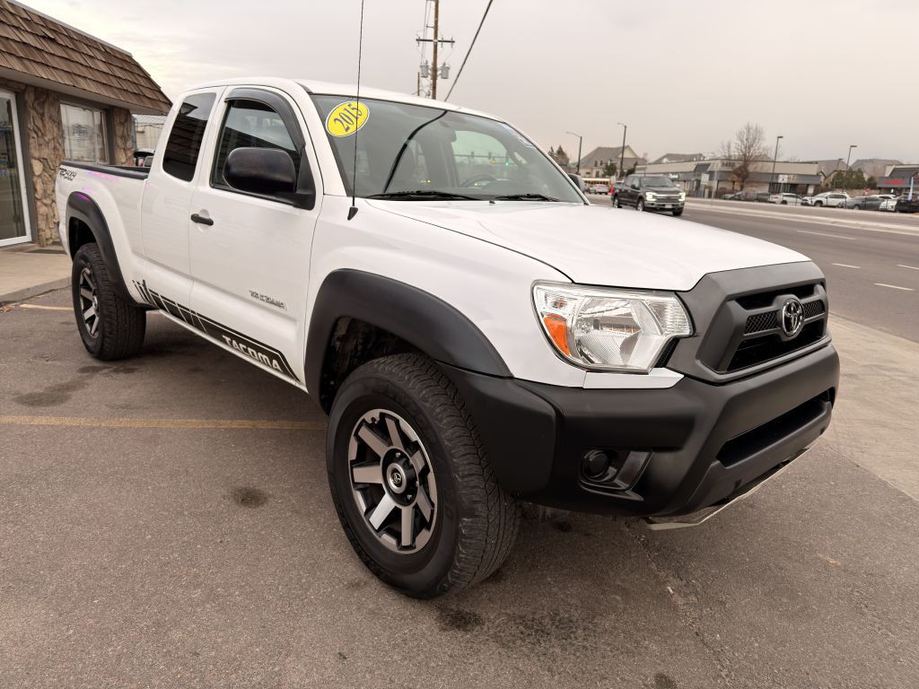 2015 Toyota Tacoma Image 9