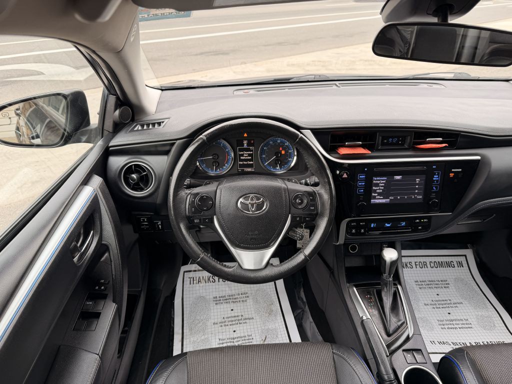 2017 Toyota Corolla Image 19