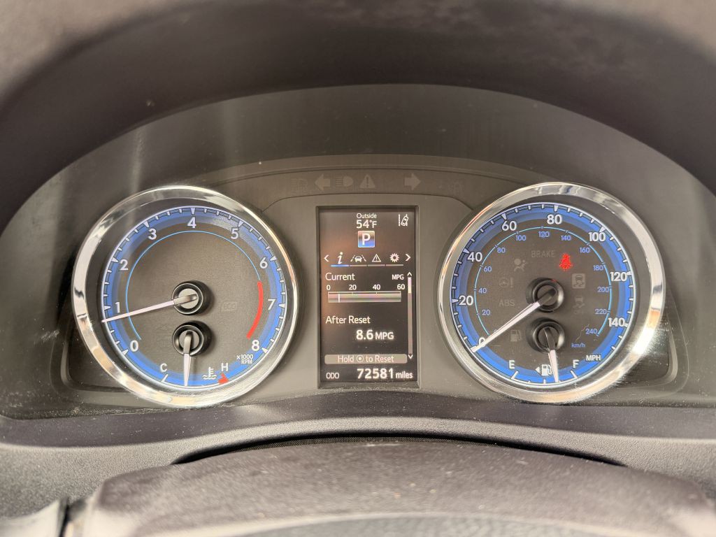 2017 Toyota Corolla Image 21