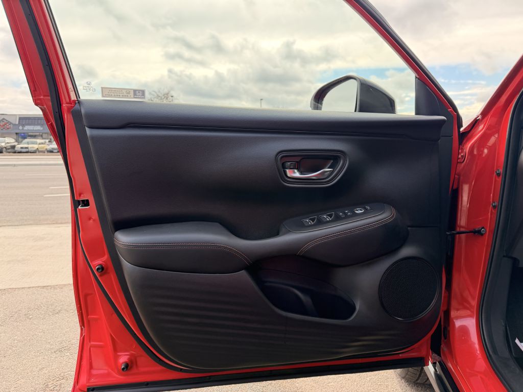 2023 Honda HR-V Image 15