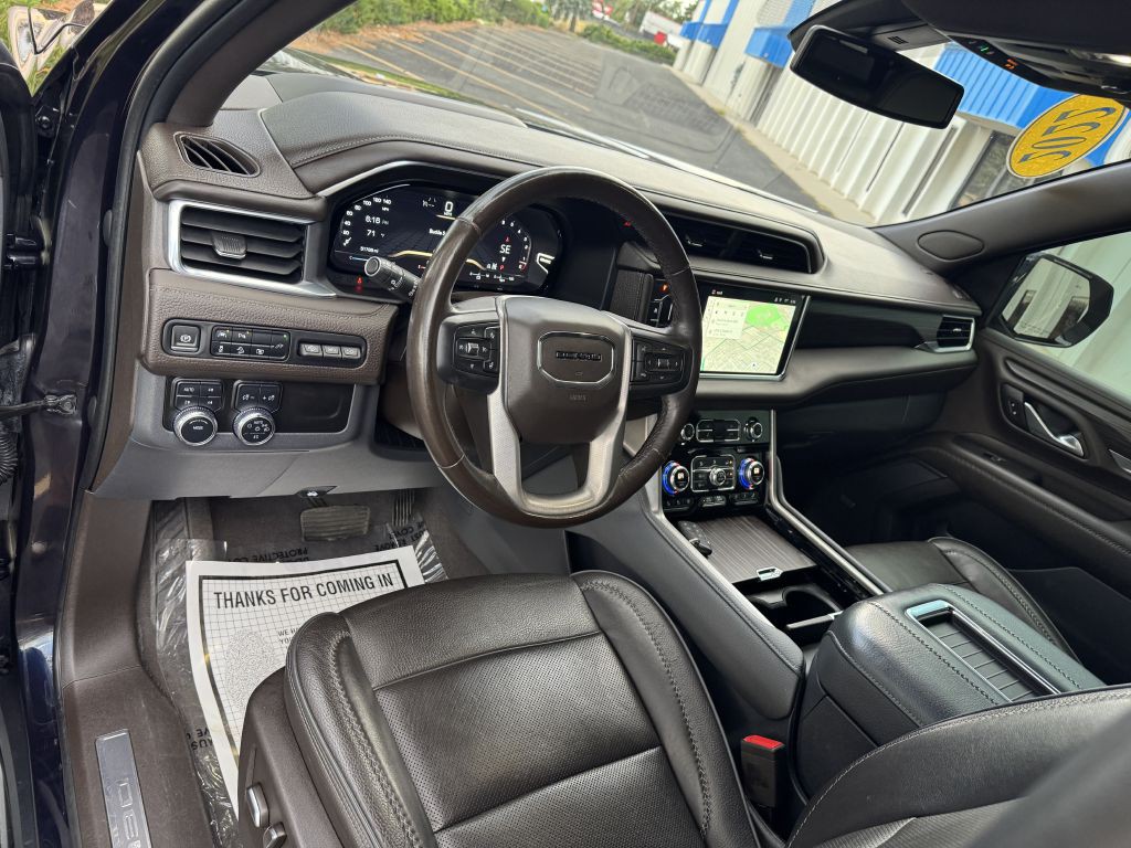 2022 GMC Yukon Image 14