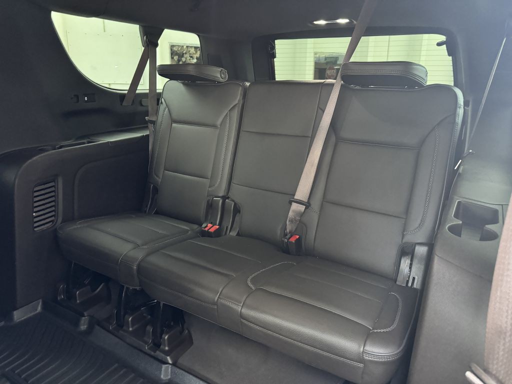 2022 GMC Yukon Image 17