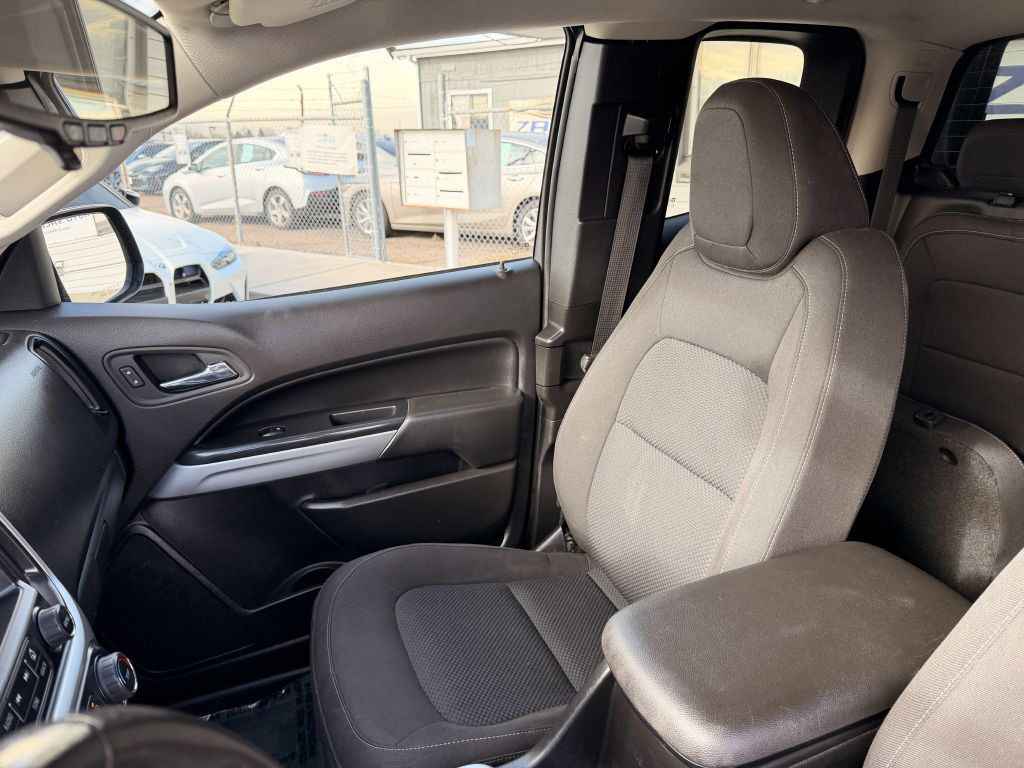 2015 Chevrolet Colorado Image 14