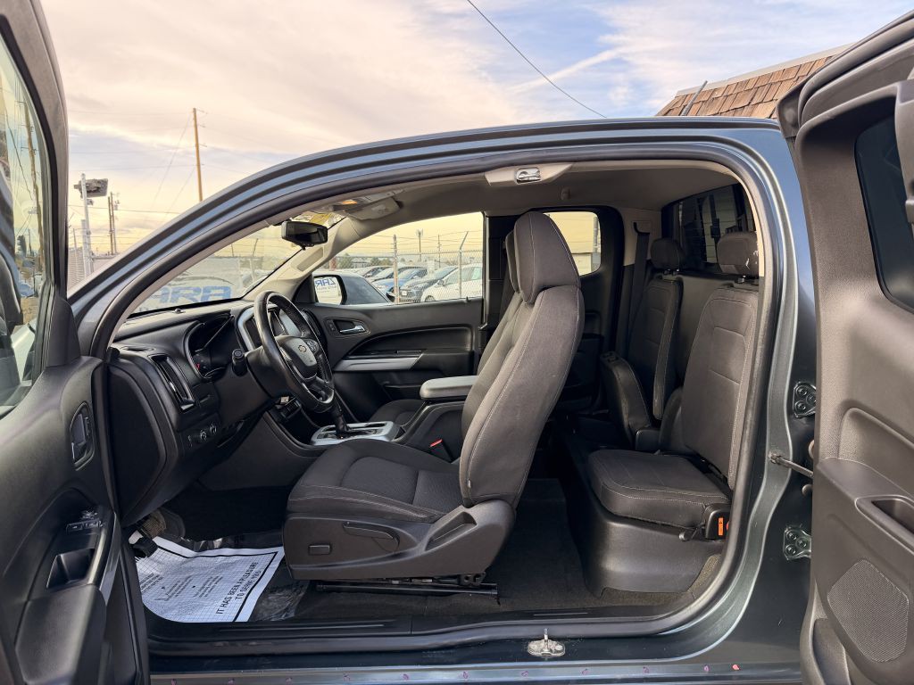 2015 Chevrolet Colorado Image 16