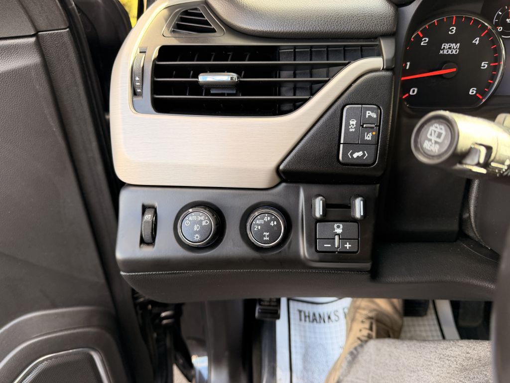 2015 GMC Yukon Image 27