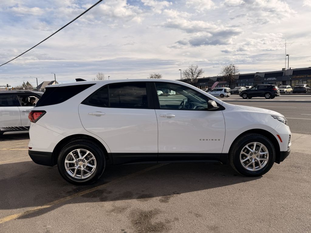 2024 Chevrolet Equinox Image 8