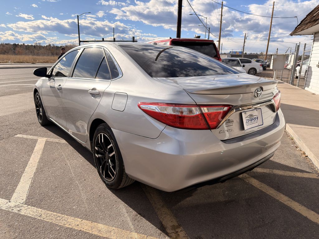 2016 Toyota Camry Image 5