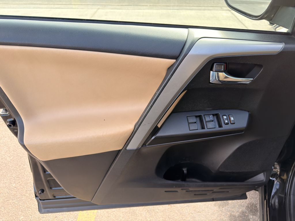 2018 Toyota Rav4 Image 14