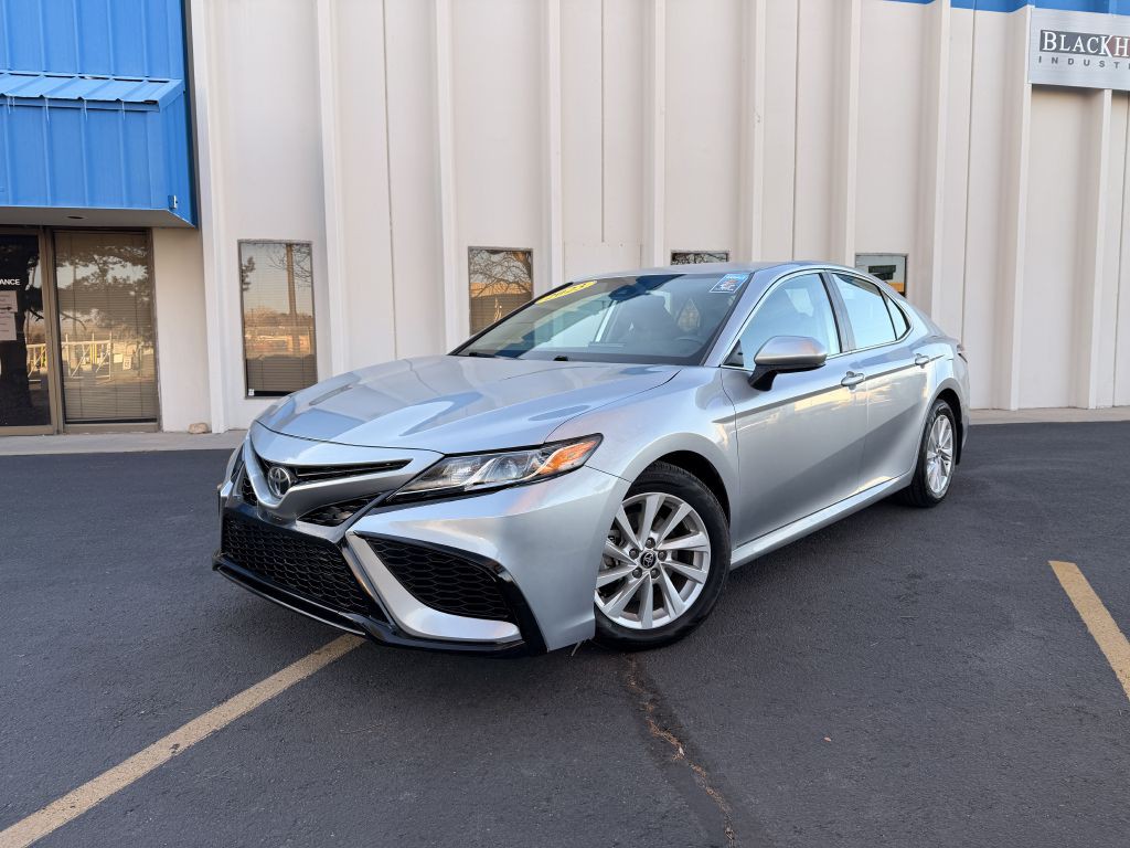 2023 Toyota Camry Image 1