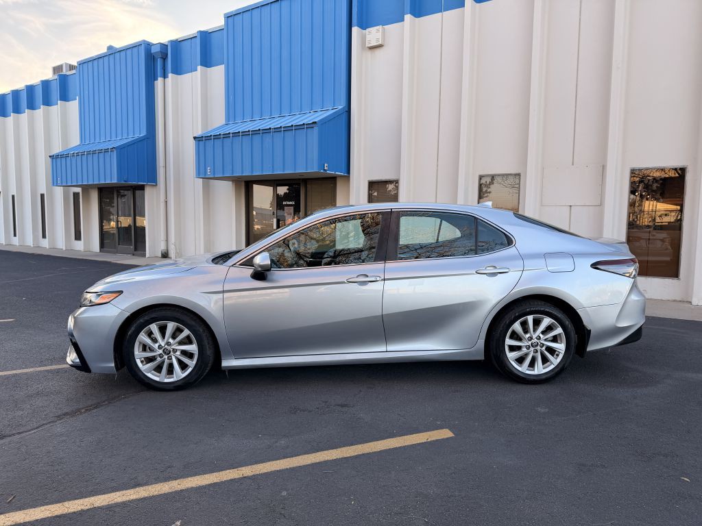 2023 Toyota Camry Image 4