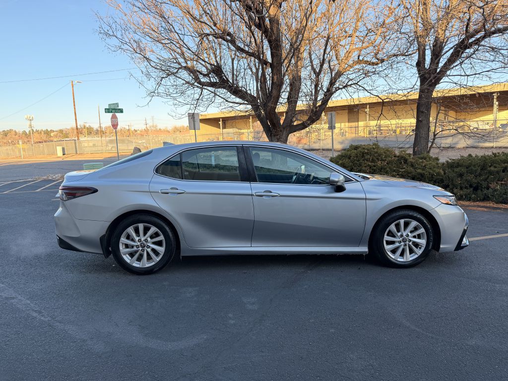 2023 Toyota Camry Image 8