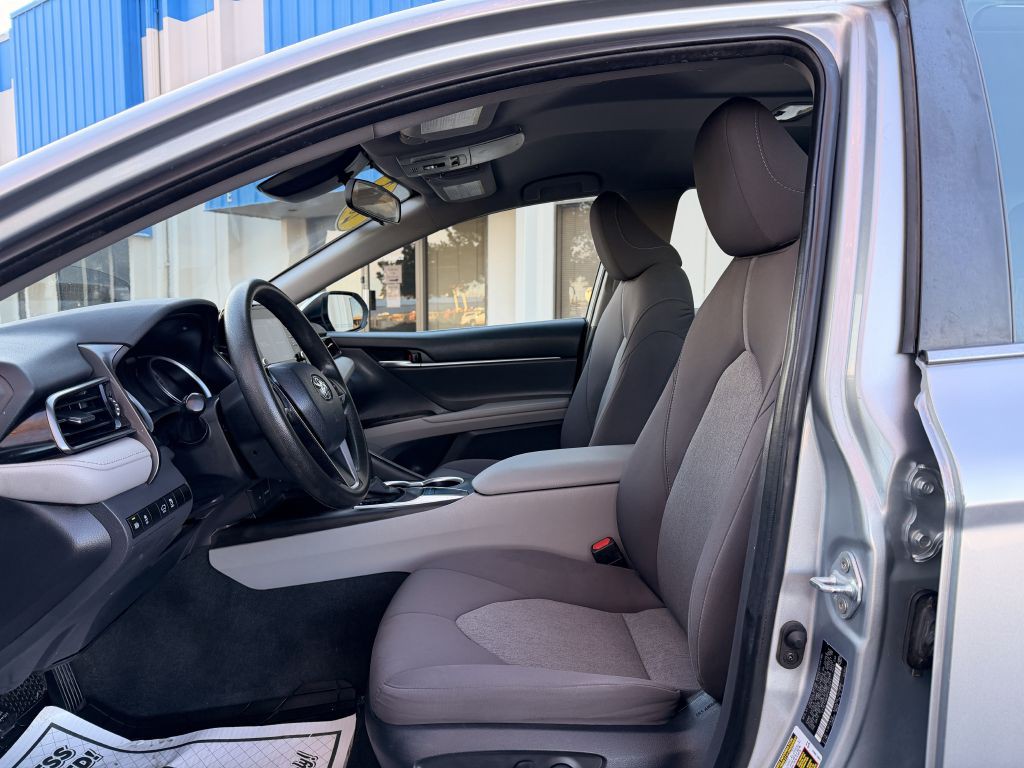 2023 Toyota Camry Image 12