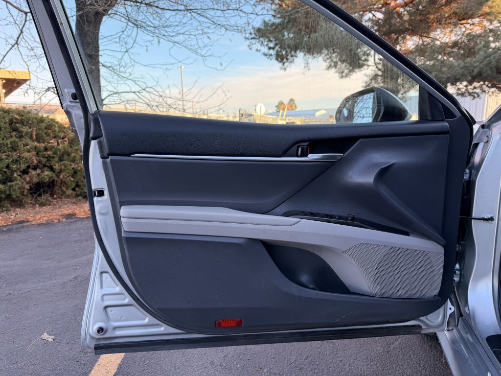 2023 Toyota Camry Image 15