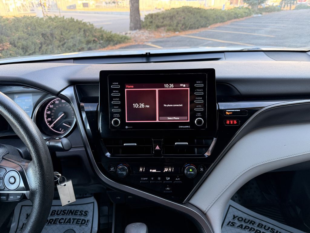 2023 Toyota Camry Image 18