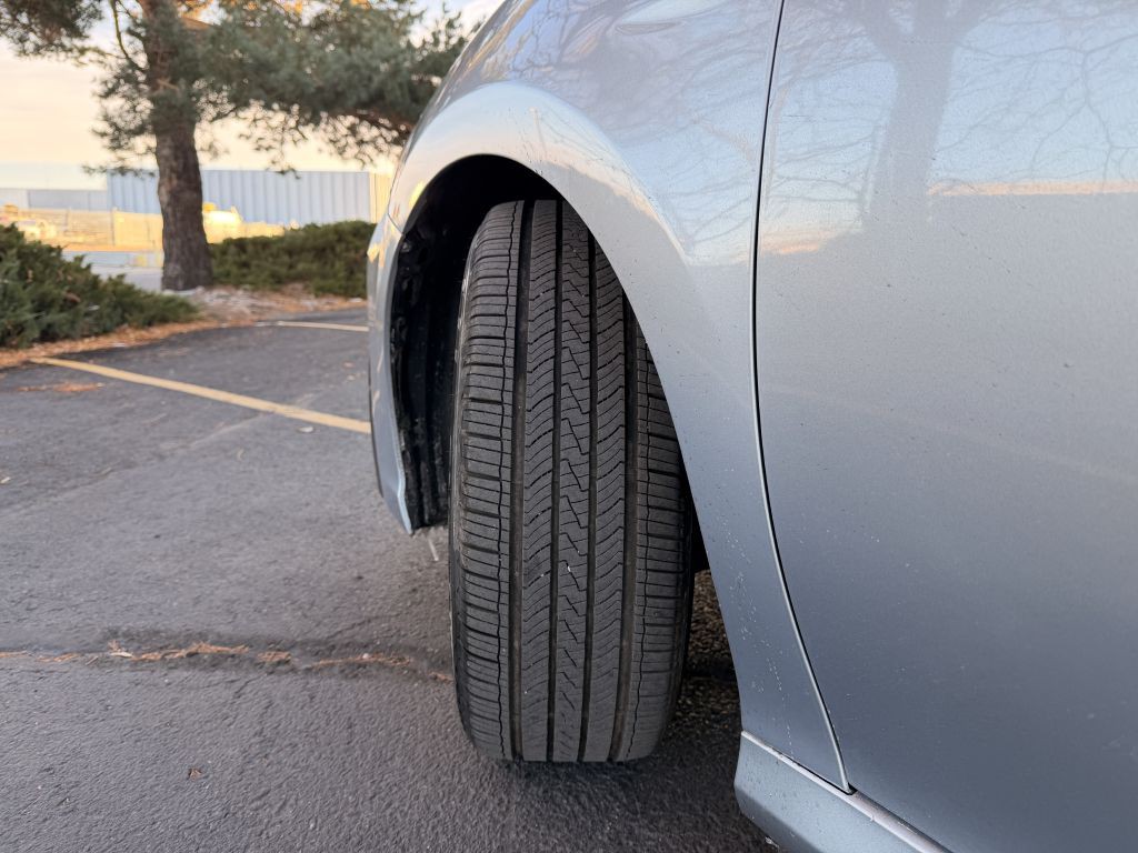 2023 Toyota Camry Image 27