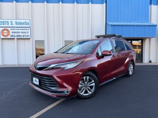 Image for 2023 Toyota Sienna LIMITED 7-PASSENGER ID: 7038513