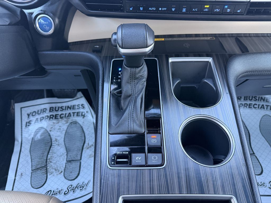 2023 Toyota Sienna Image 24