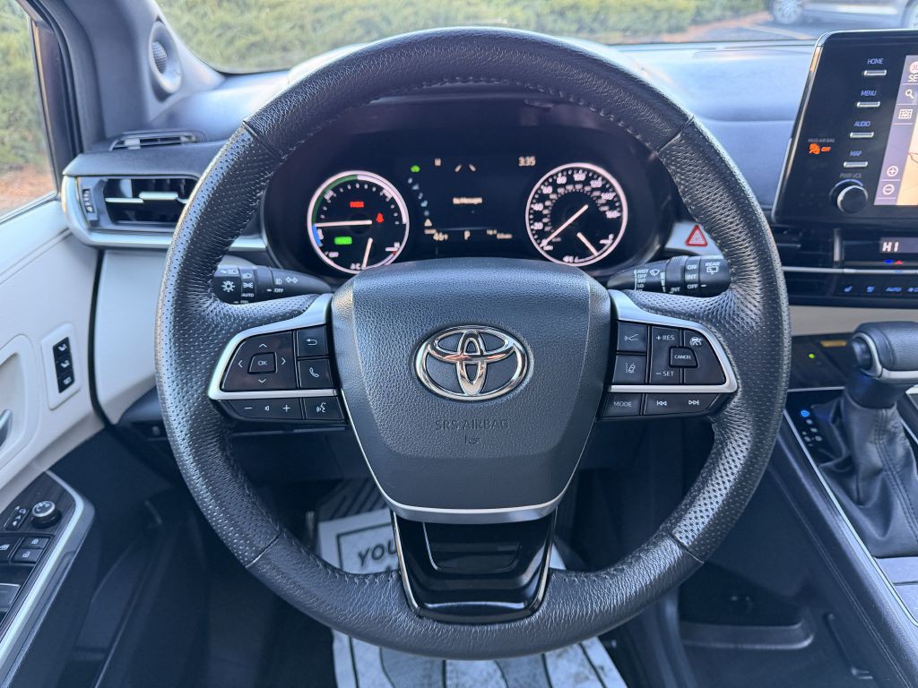 2023 Toyota Sienna Image 26