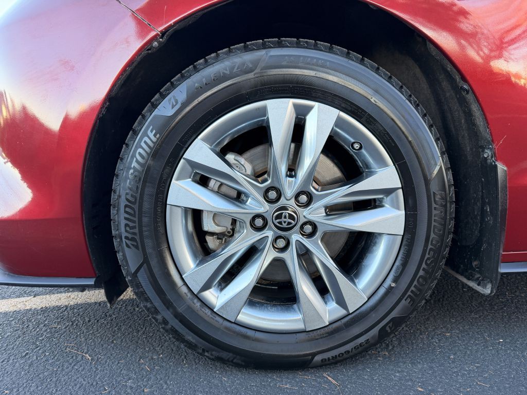 2023 Toyota Sienna Image 35