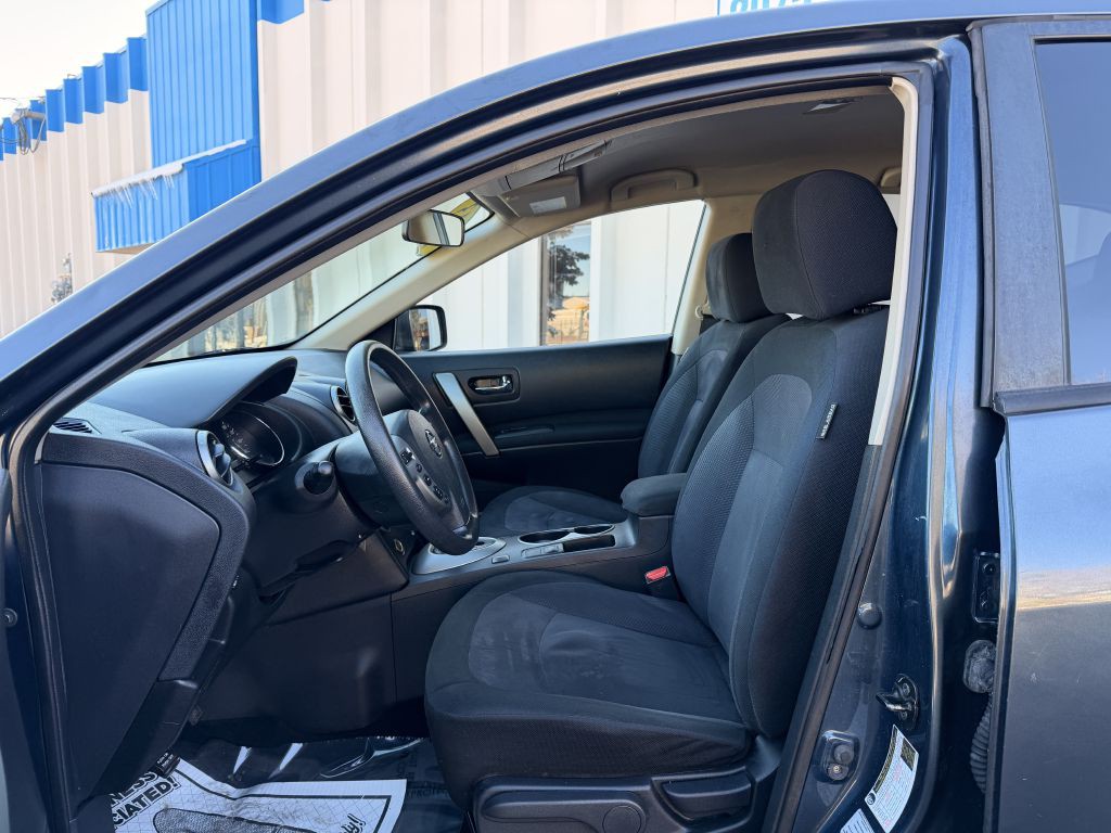 2013 Nissan Rogue Image 13