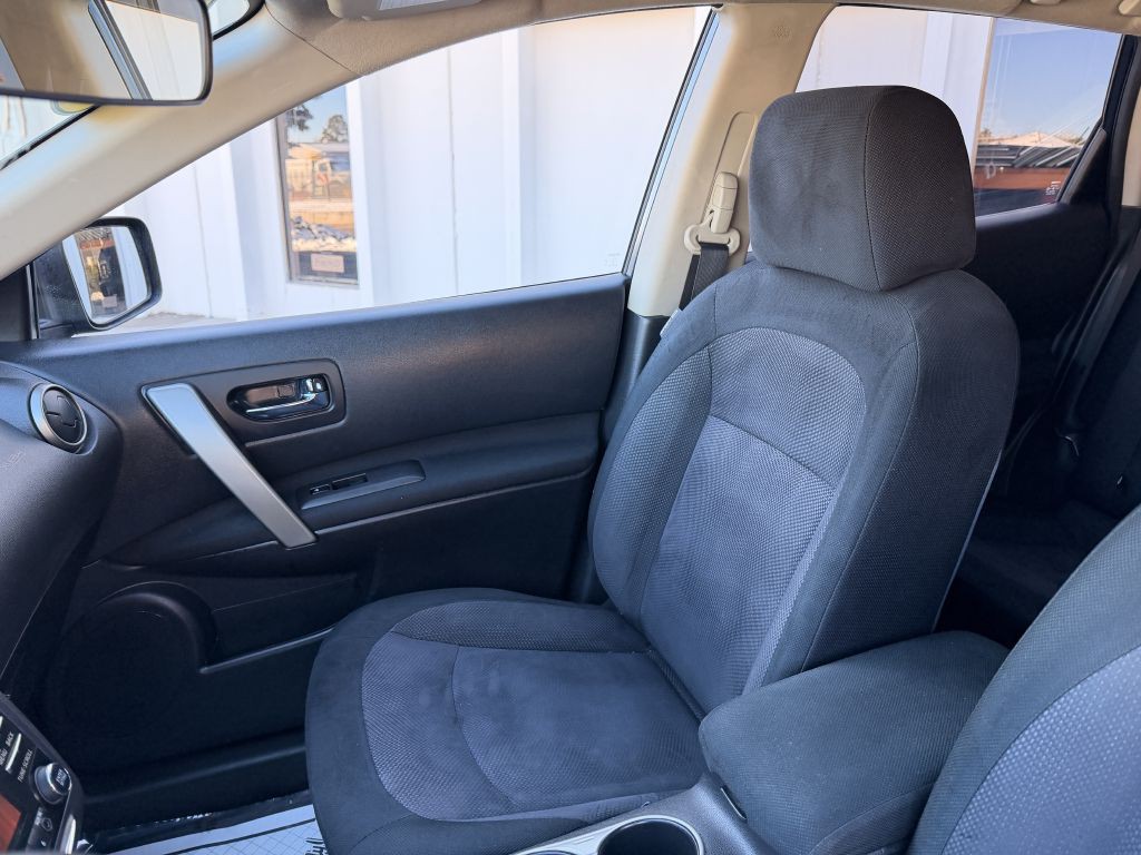 2013 Nissan Rogue Image 15