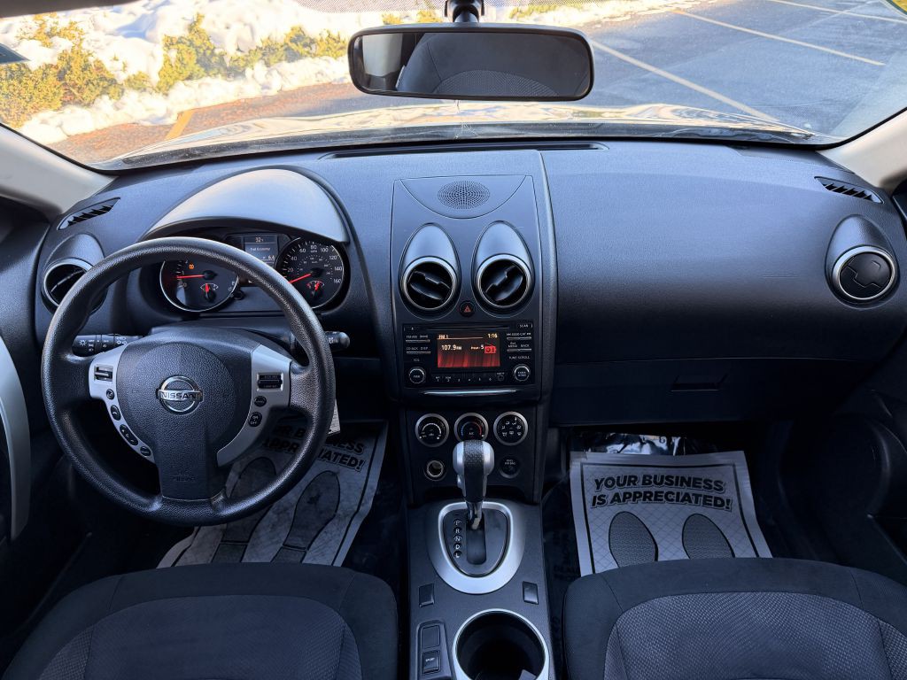 2013 Nissan Rogue Image 18