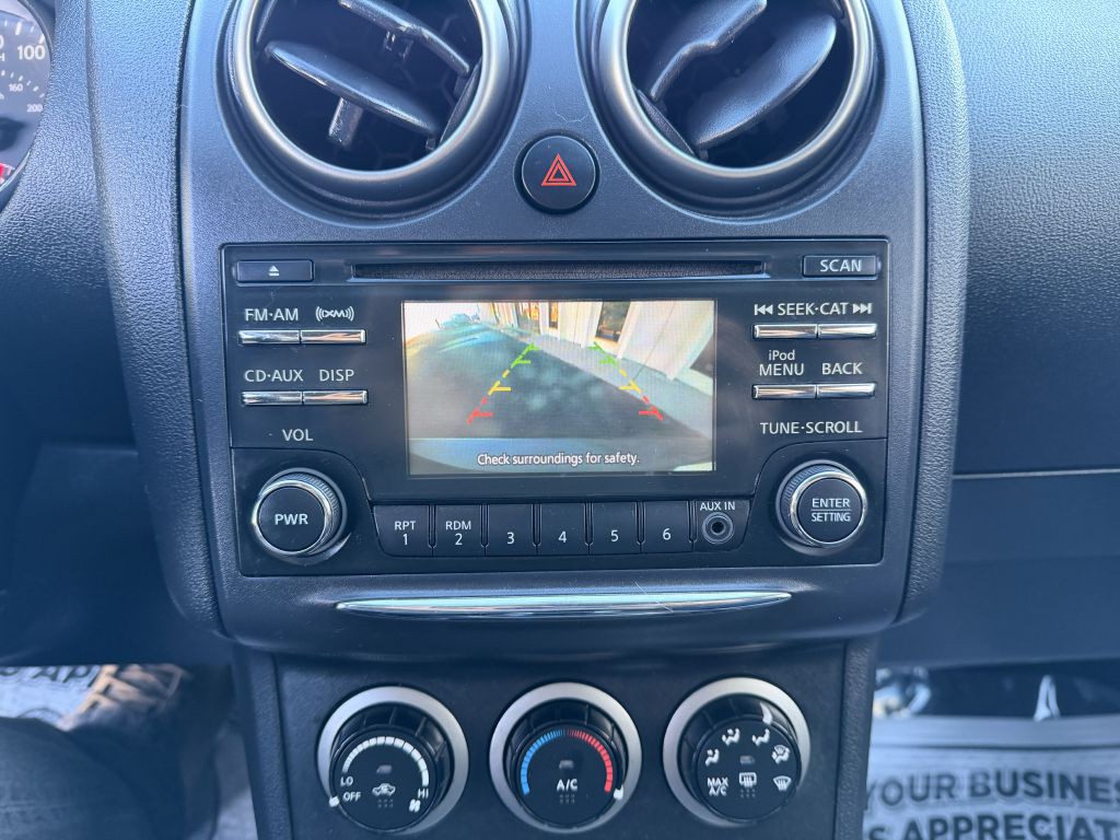 2013 Nissan Rogue Image 24