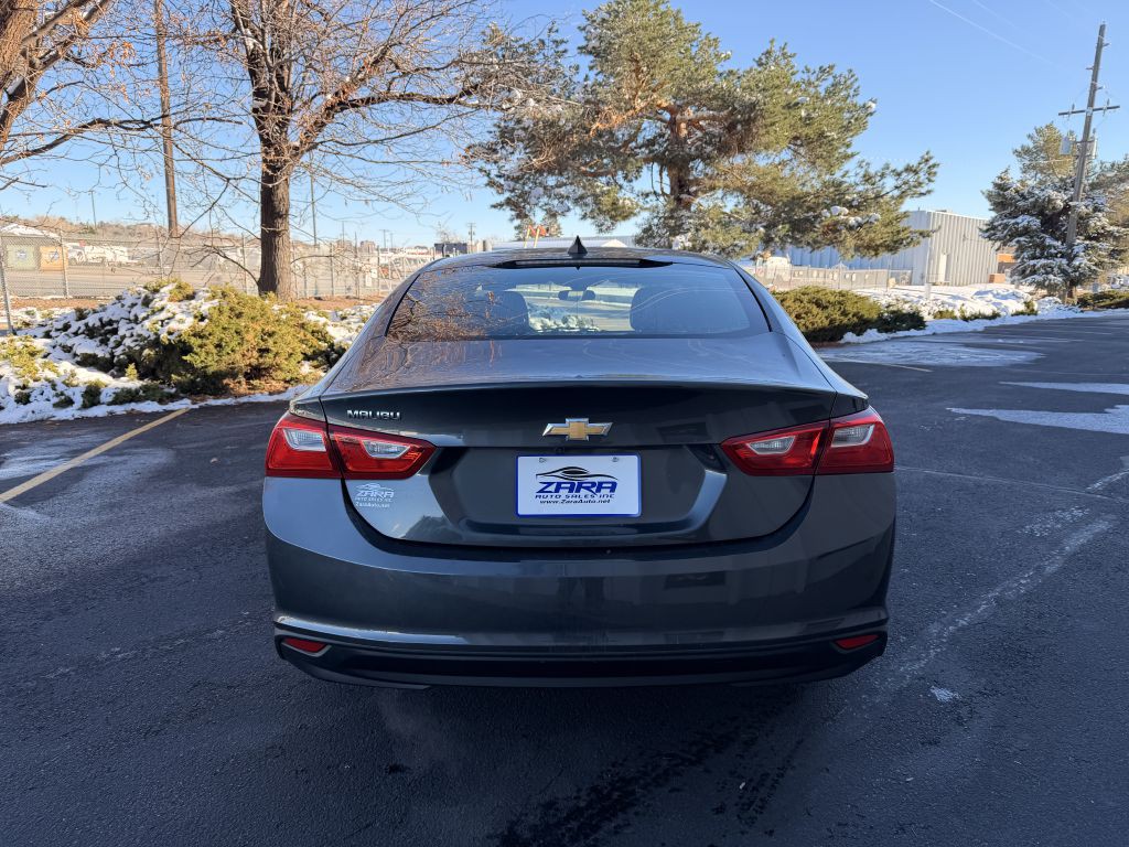 2017 Chevrolet Malibu Image 6