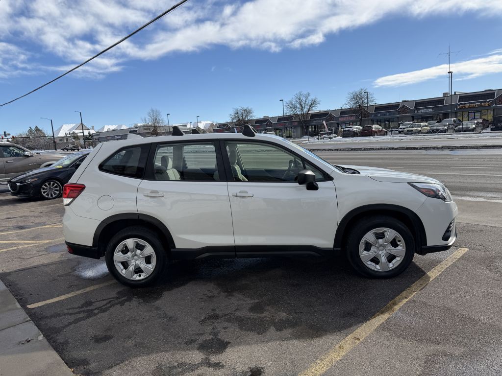 2022 Subaru Forester Image 8