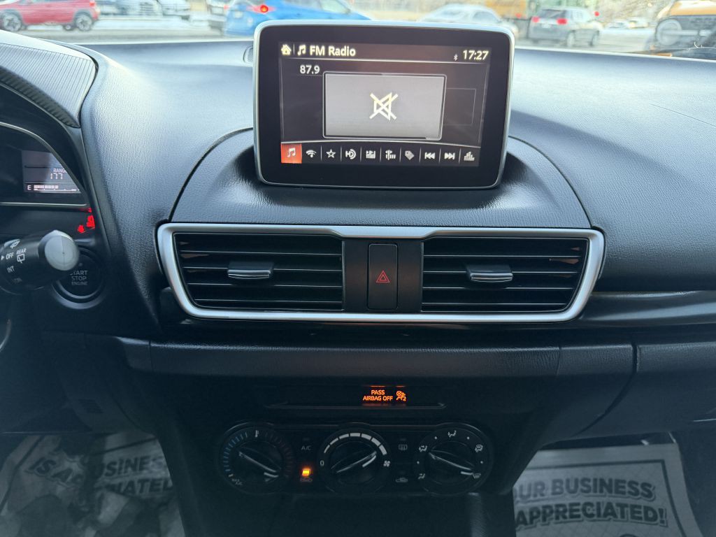 2016 Mazda Mazda3 Image 18