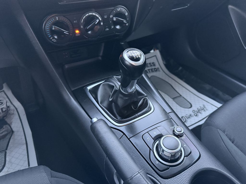 2016 Mazda Mazda3 Image 22