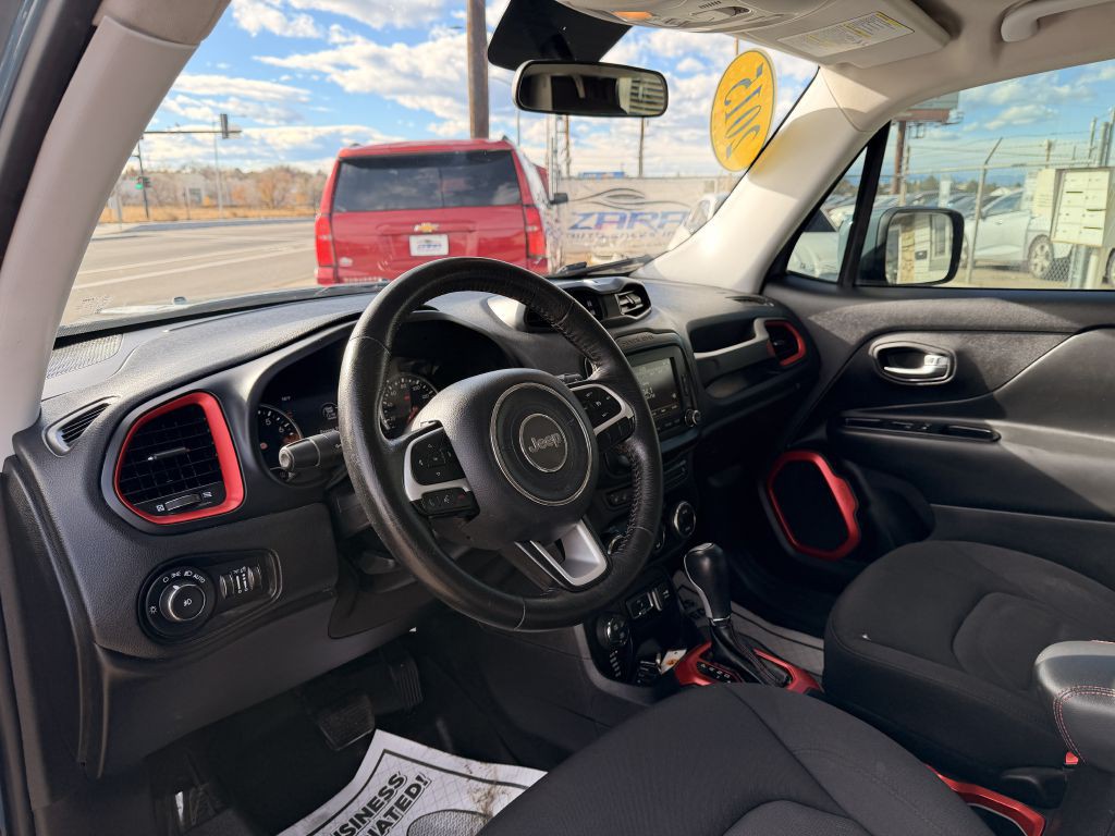 2015 Jeep Renegade Image 11
