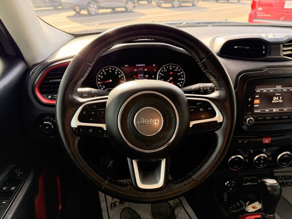2015 Jeep Renegade Image 21