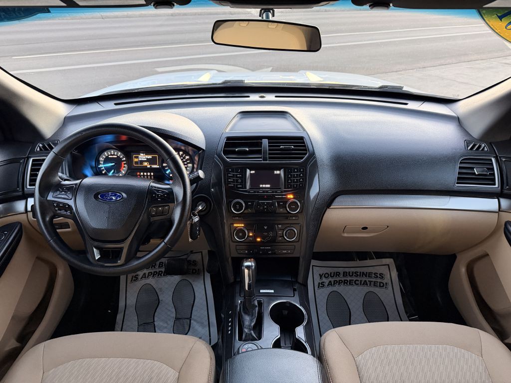 2016 Ford Explorer Image 17