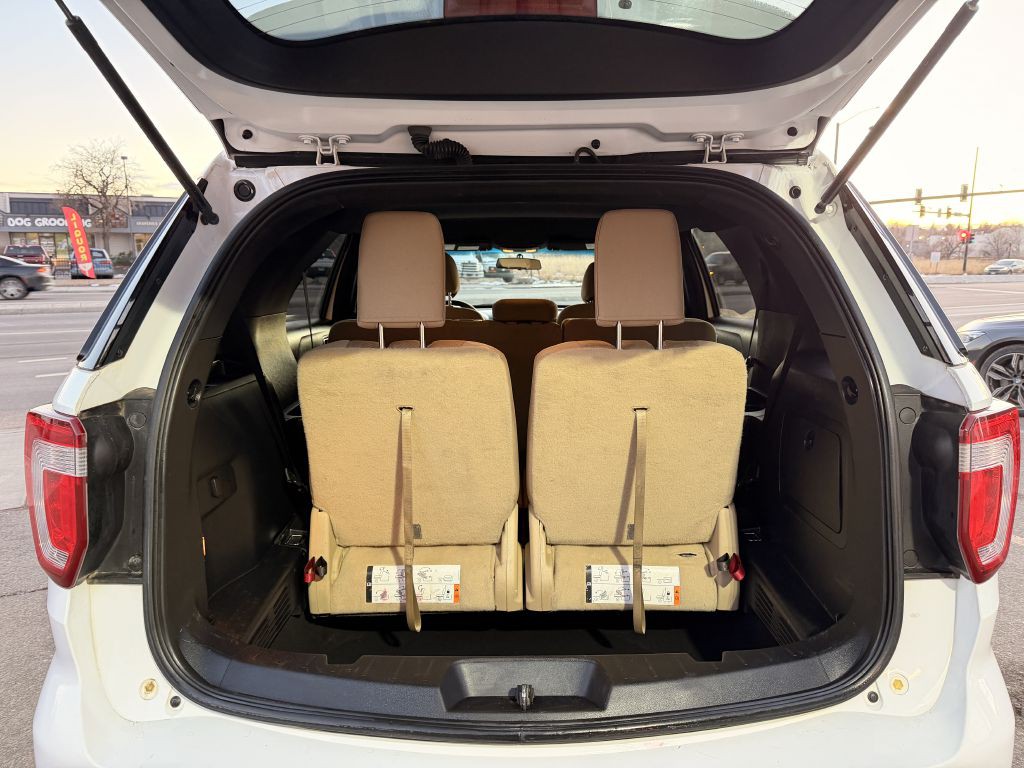 2016 Ford Explorer Image 27