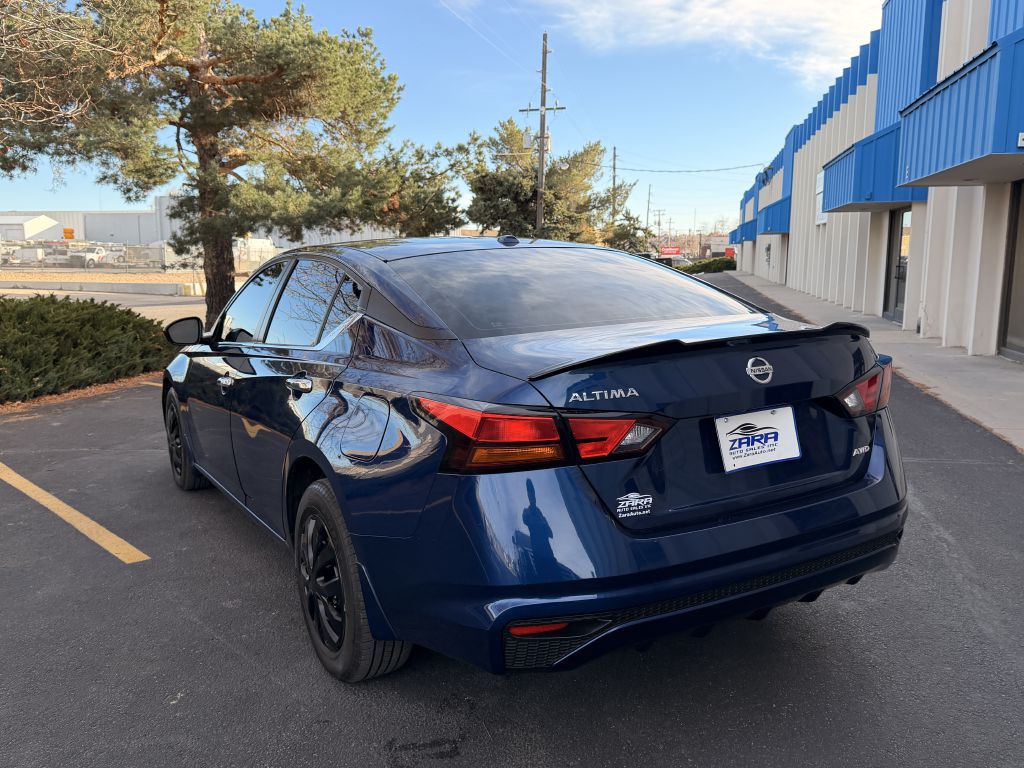 2019 Nissan Altima Image 3