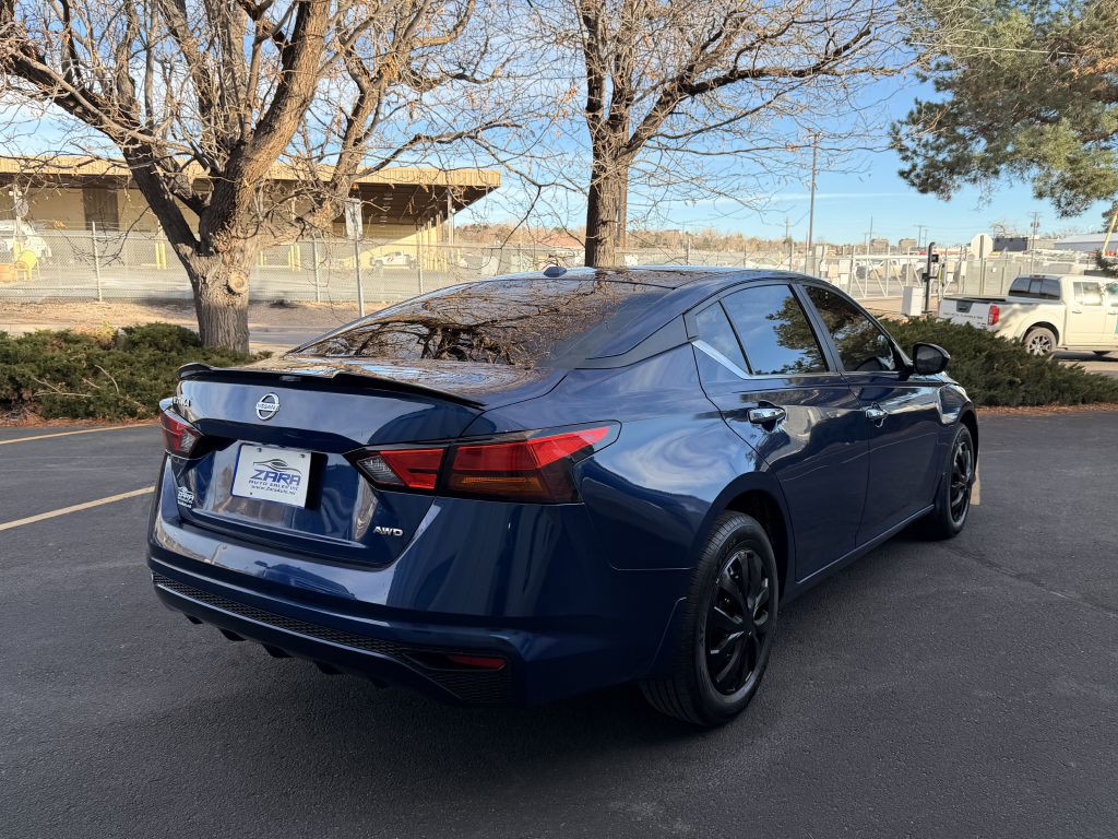 2019 Nissan Altima Image 5