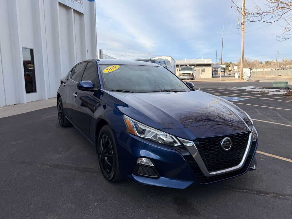 2019 Nissan Altima Image 7