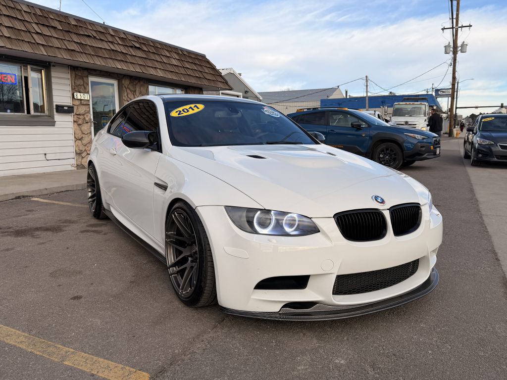 2011 BMW M3 Image 11