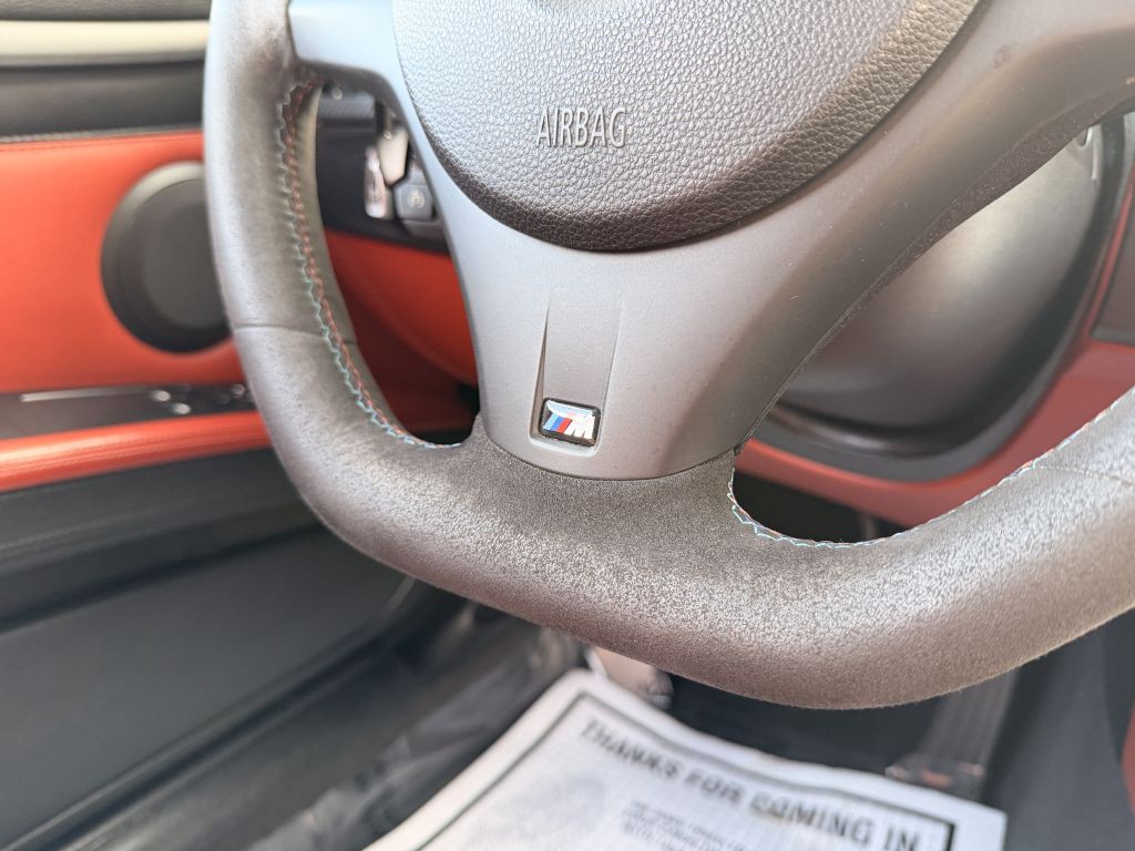 2011 BMW M3 Image 28