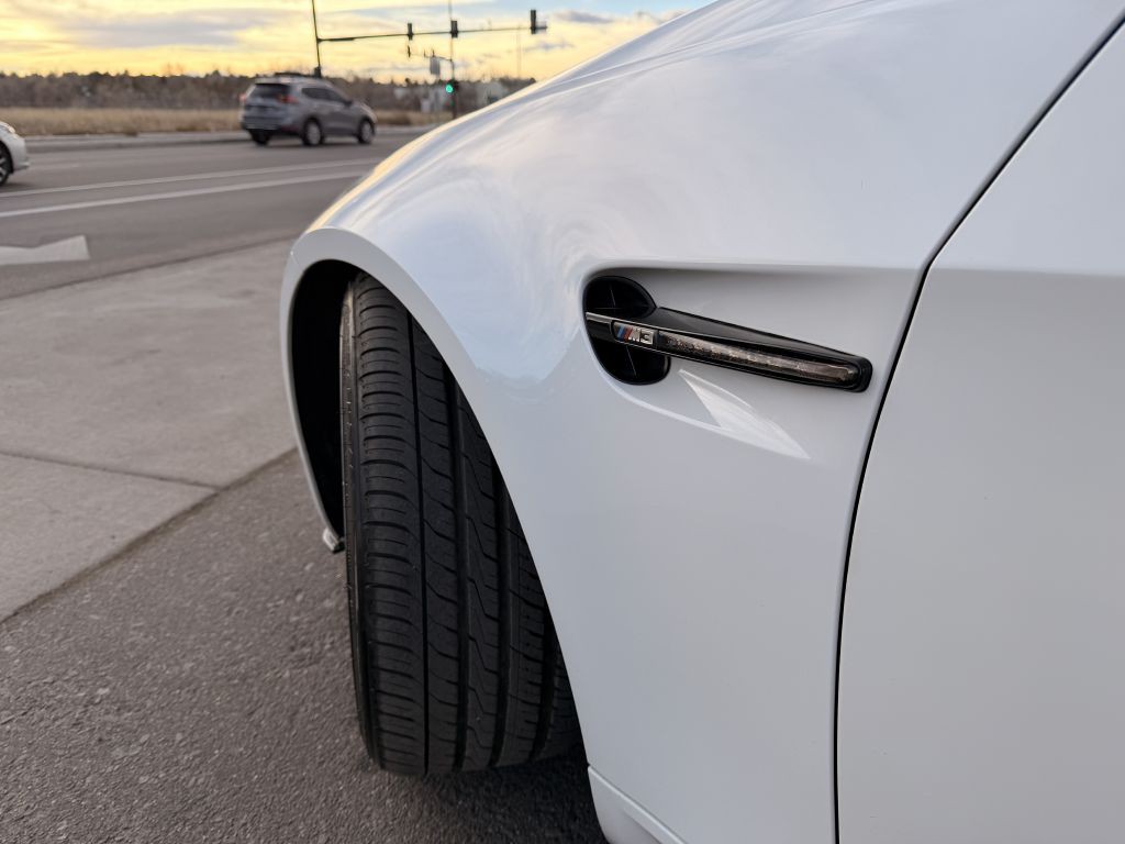 2011 BMW M3 Image 39