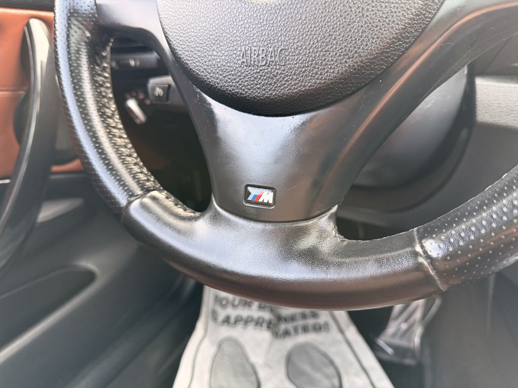 2013 BMW 1 Series Image 21