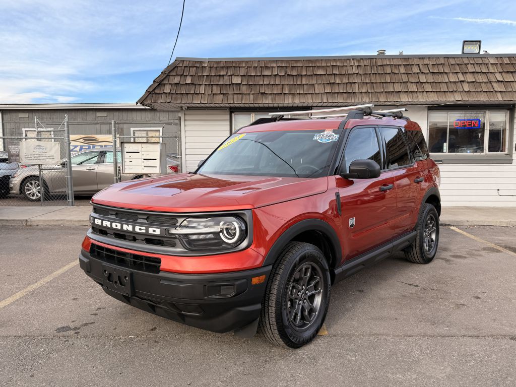 2023 Ford Bronco Image 3