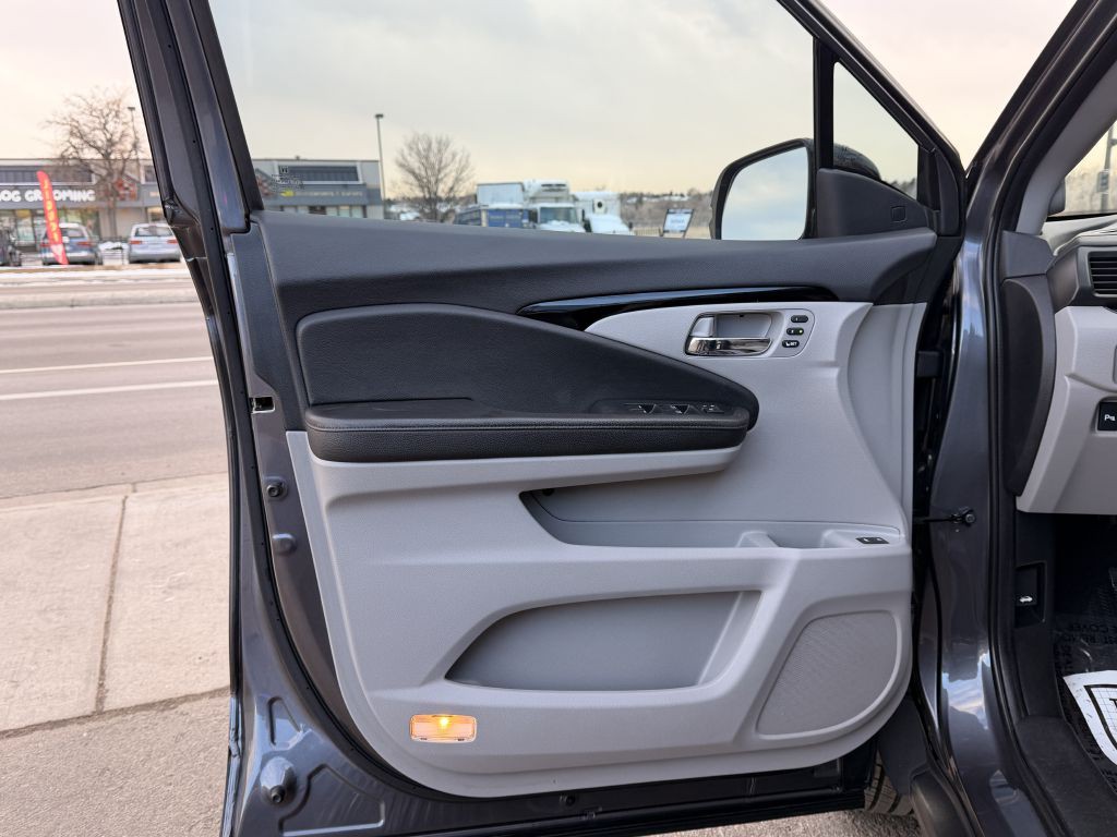 2020 Honda Pilot Image 16