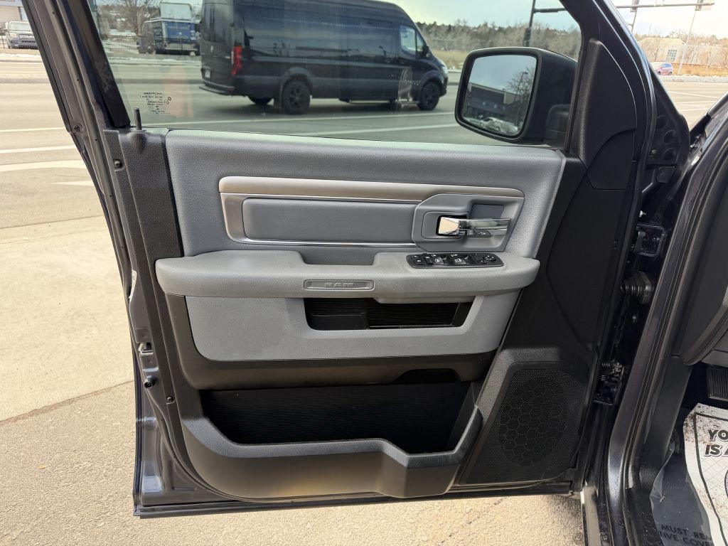 2020 RAM 1500 Image 15