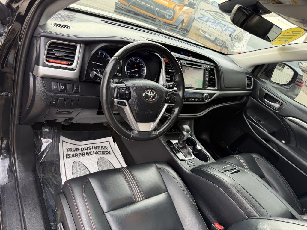 2019 Toyota Highlander Image 14