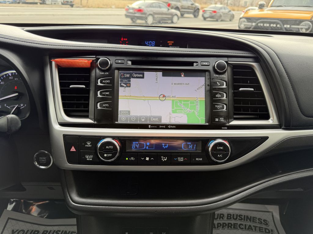 2019 Toyota Highlander Image 21